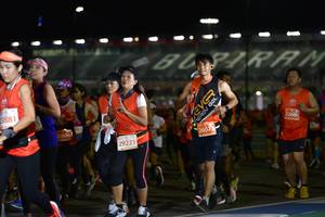 BIB: 3881, 22600, 22606, 2607, 29221
                            <button type="button" onclick="openModal(10863971)" class="btn btn-primary btn-sm float-right btn-popup" data-toggle="modal" data-target=".modal-high-quality">
                        <i class="fas fa-shopping-cart"></i> Add to Cart
                    </button>
                                            <button type="button" onclick="isThisMe(10863971, true)" class="btn btn-success btn-sm float-right btn-popup btn-isme hidden" data-toggle="tooltip" data-placement="bottom" title="นี่คือรูปของคุณใช่ไหม คลิกที่นี่เพื่อเอาเข้าอัลบั้ม">
                        <i class="fas fa-plus"></i> Add to album
                    </button>
                    <button type="button" onclick="isThisMe(10863971, false)" class="btn btn-warning btn-sm float-right btn-popup btn-isnotme hidden">
                        <i class="fas fa-ban"></i> Remove from album
                    </button>